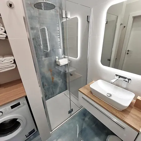 Apartamento Hanza Tower Stett-inn Business & *