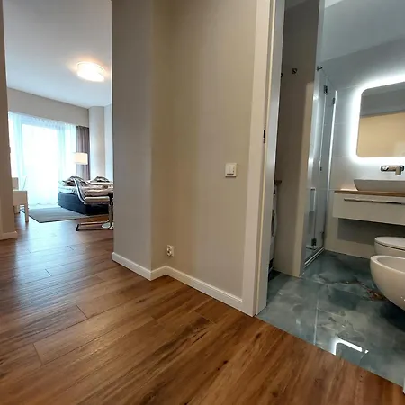 Apartamento Hanza Tower Stett-inn Business & *