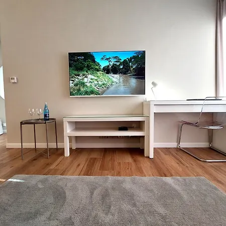 Hanza Tower Stett-inn Business &